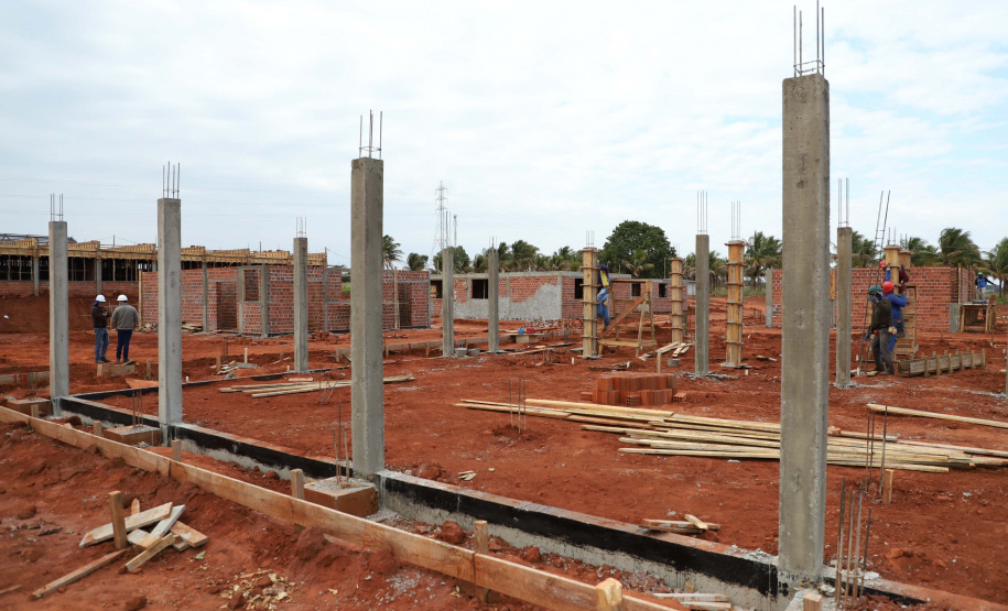 Colégio agrícola no Noroeste
terá sede esperada há 11 anos.