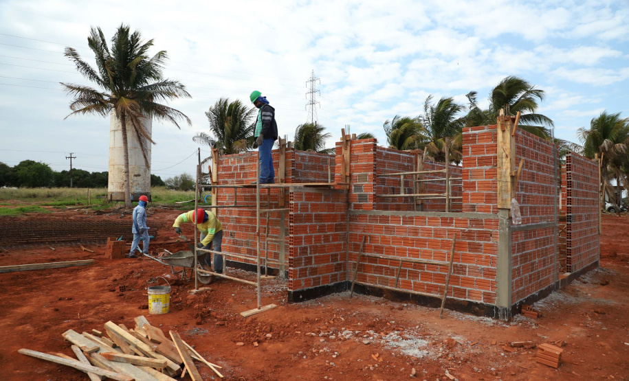 Colégio agrícola no Noroeste
terá sede esperada há 11 anos.