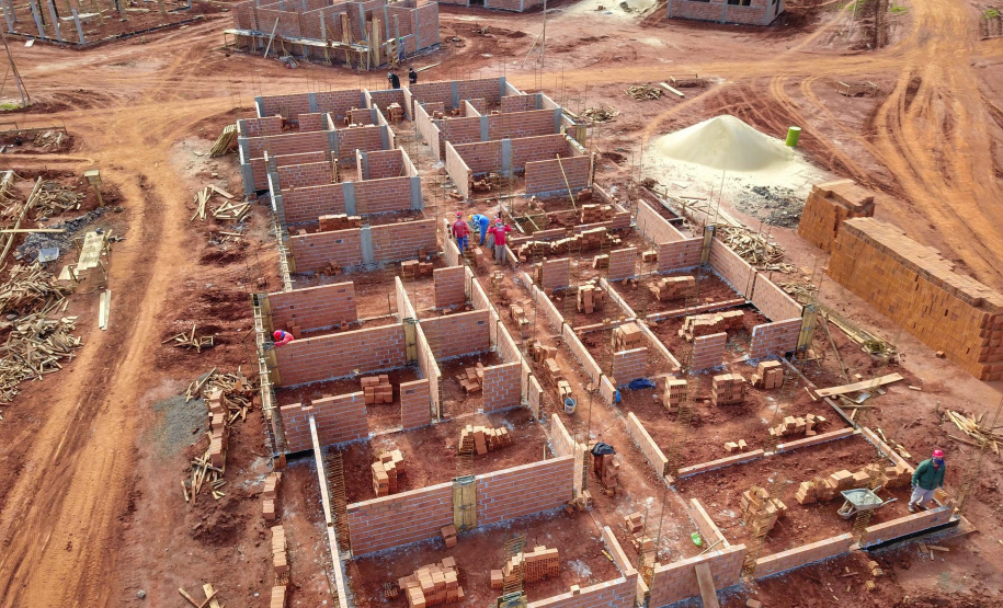 Colégio agrícola no Noroeste
terá sede esperada há 11 anos.