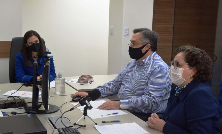 Vigilância Sanitária do Paraná apresenta propostas para agilizar o licenciamento de estabelecimentos e prestadores de serviços. Foto: Mônica Iurk/SESA