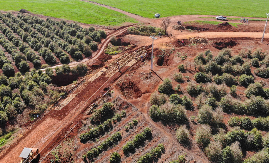 Governo renova artérias de escoamento da safra em Ivaiporã. Foto: Gilson Abreu/AEN