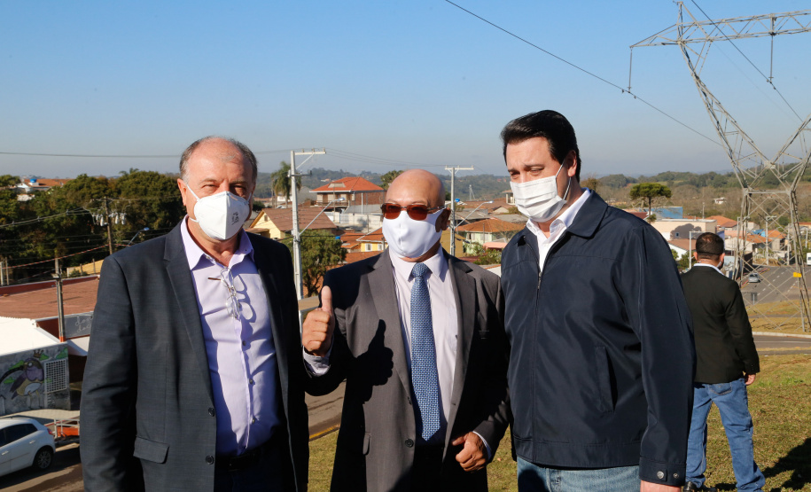 O governador Carlos Massa Ratinho Junior entregou nesta quinta-feira (06) a nova Avenida Zeferino Casagrande, a mais importante via de Campo Magro, na Região Metropolitana de Curitiba.