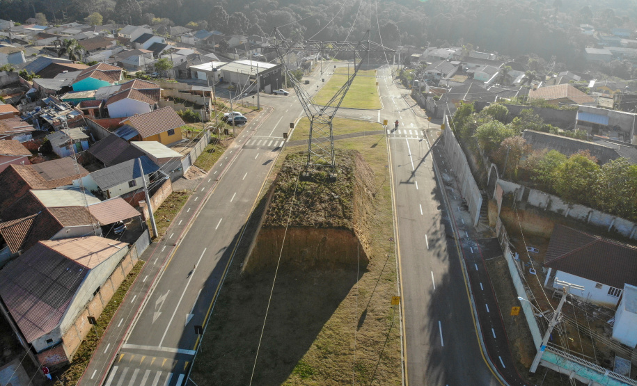 O governador Carlos Massa Ratinho Junior entregou nesta quinta-feira (06) a nova Avenida Zeferino Casagrande, a mais importante via de Campo Magro, na Região Metropolitana de Curitiba.