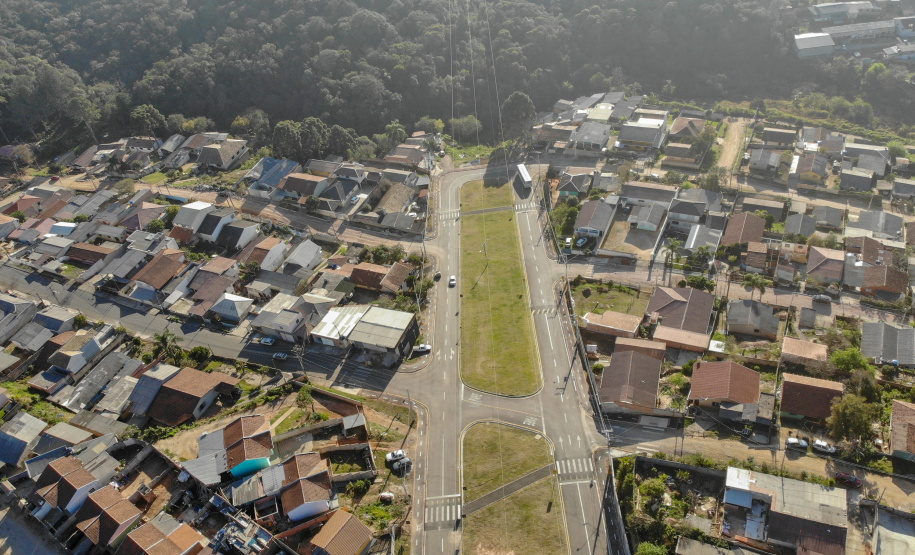 O governador Carlos Massa Ratinho Junior entregou nesta quinta-feira (06) a nova Avenida Zeferino Casagrande, a mais importante via de Campo Magro, na Região Metropolitana de Curitiba.
