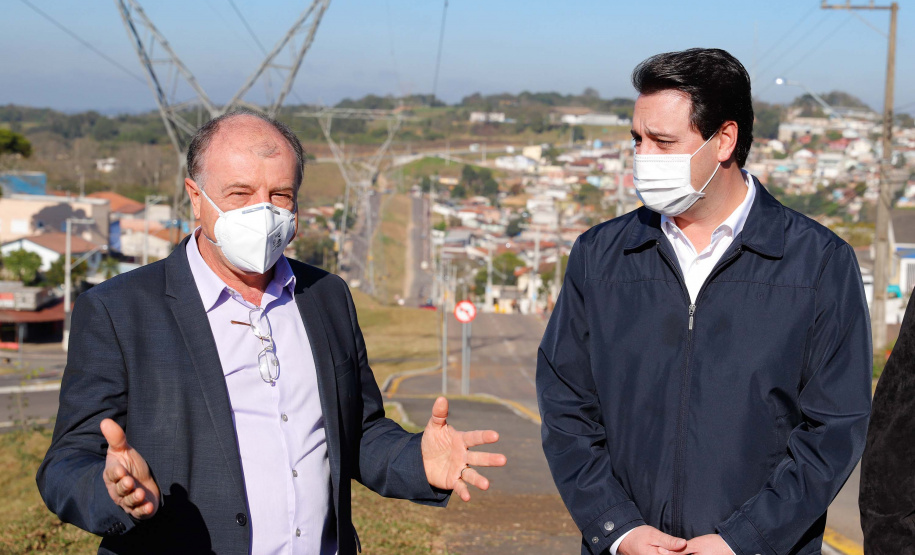 O governador Carlos Massa Ratinho Junior entregou nesta quinta-feira (06) a nova Avenida Zeferino Casagrande, a mais importante via de Campo Magro, na Região Metropolitana de Curitiba.