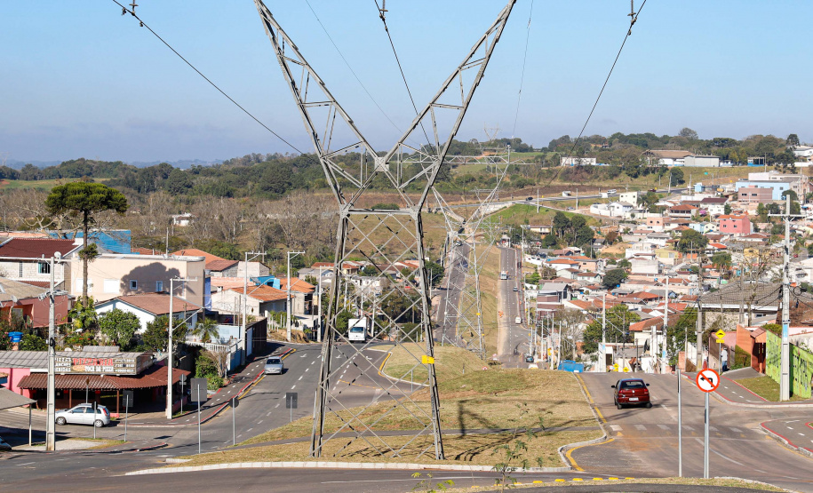 O governador Carlos Massa Ratinho Junior entregou nesta quinta-feira (06) a nova Avenida Zeferino Casagrande, a mais importante via de Campo Magro, na Região Metropolitana de Curitiba.