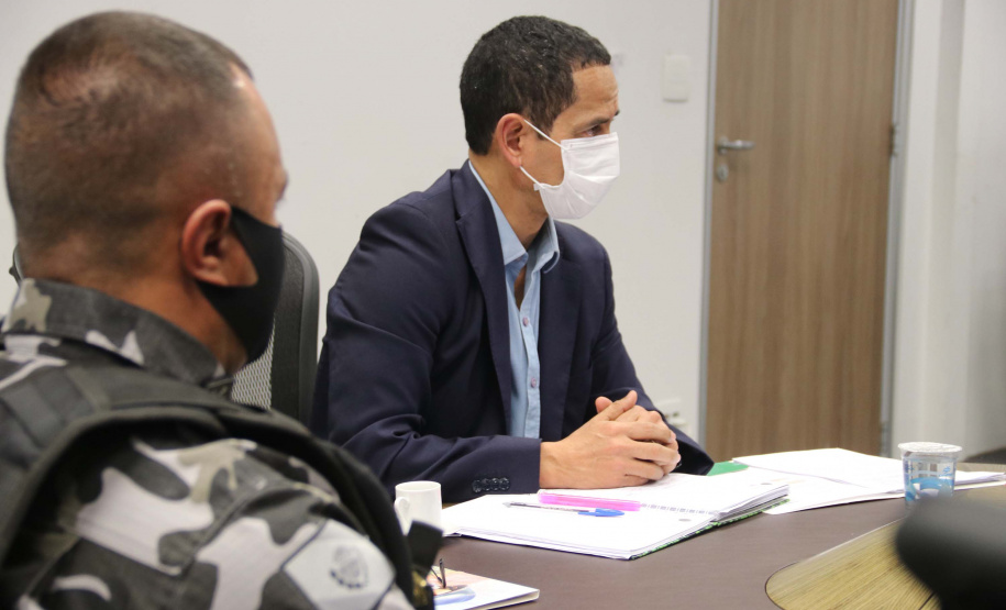 A Secretaria da Segurança Pública promoveu, nesta segunda-feira (10/08), a assinatura de um termo de cooperação técnica mútua entre o Batalhão de Operações Especiais (BOPE) e a Prefeitura Municipal de Piraquara