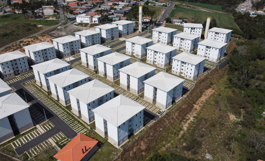 O Governador Carlos Massa Ratinho Junior vistoria  nesta terca-feira (11/08), 416 unidade habitacionais no Loteamento Sao Geronimo em Campo Largo. Campo Largo, 11/08/2020 - Foto: Geraldo Bubniak/AEN
