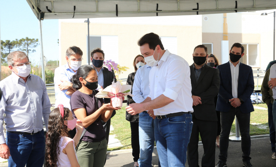 O Governador Carlos Massa Ratinho Junior vistoria  nesta terca-feira (11/08), 416 unidade habitacionais no Loteamento Sao Geronimo em Campo Largo. Campo Largo, 11/08/2020 - Foto: Geraldo Bubniak/AEN