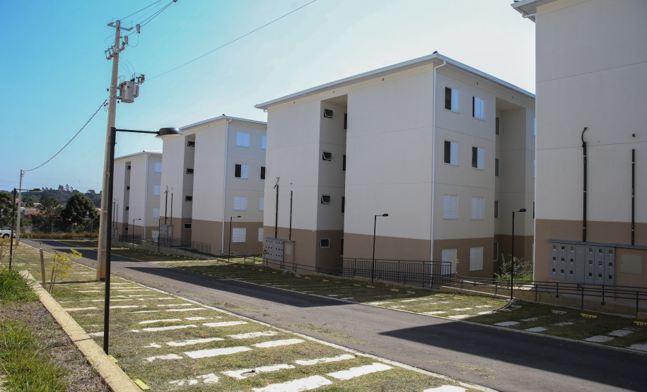 O Governador Carlos Massa Ratinho Junior vistoria  nesta terca-feira (11/08), 416 unidade habitacionais no Loteamento Sao Geronimo em Campo Largo. Campo Largo, 11/08/2020 - Foto: Geraldo Bubniak/AEN