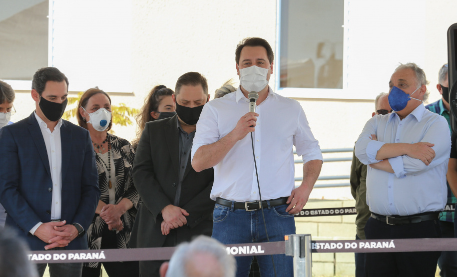 O Governador Carlos Massa Ratinho Junior vistoria  nesta terca-feira (11/08), 416 unidade habitacionais no Loteamento Sao Geronimo em Campo Largo. Campo Largo, 11/08/2020 - Foto: Geraldo Bubniak/AEN