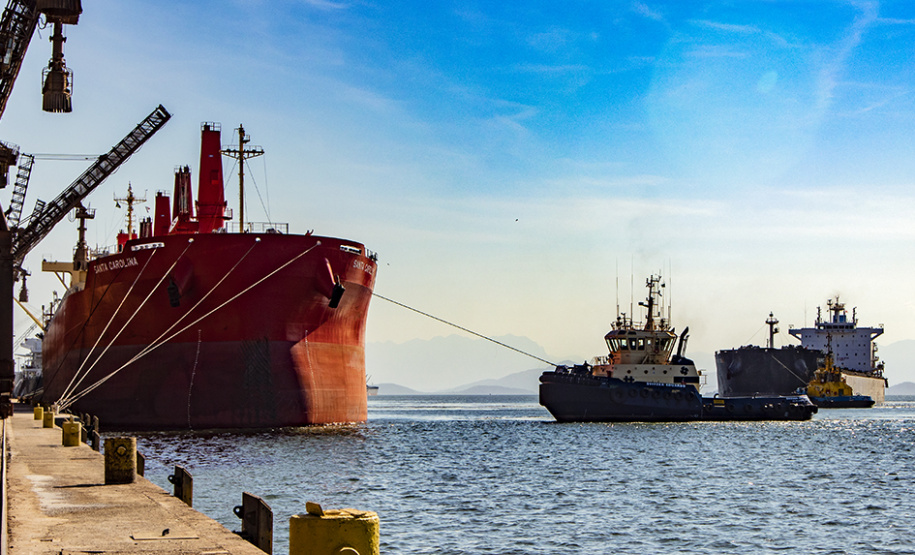 Porto de Paranaguá atinge marca de 99,29% em avaliação ambiental