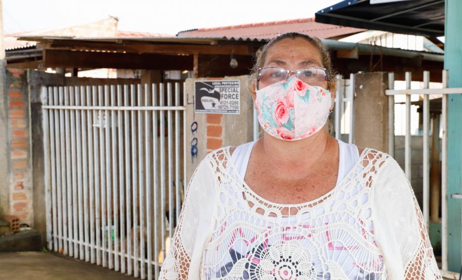 O governador Carlos Massa Ratinho Junior assinou nesta sexta-feira (14) a ordem de serviço para o início da pavimentação asfáltica de 13 ruas do Jardim Morumbi, no bairro Estados, em Fazenda Rio Grande, na Região Metropolitana de Curitiba. O Jardim Morumbi tem 5 mil moradores.