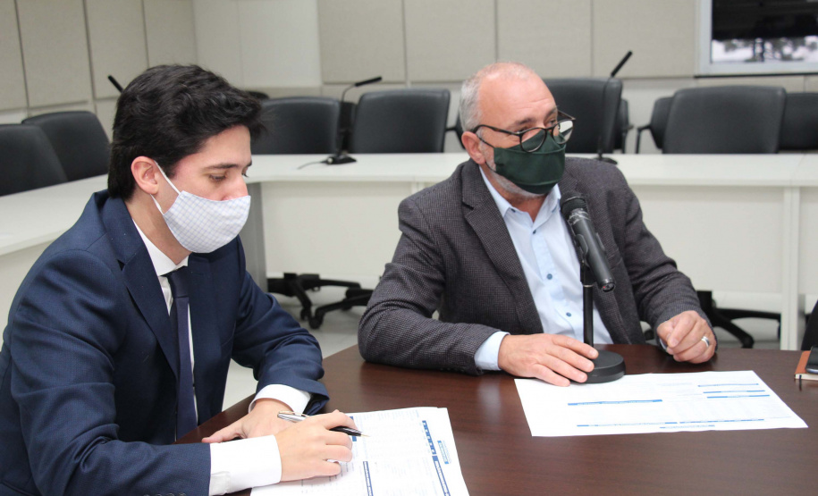 Em videoconferência, secretários de Estado debateram nesta quarta-feira (19) ações para implementar programas que estimulem a retomada econômica pela geração de emprego e renda no Paraná.Foto:SEJUF