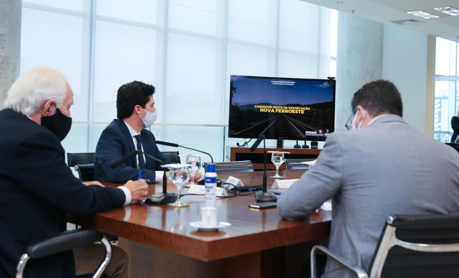 Ferroeste O vice governador Darci Piana participa nesta quarta-feira (19) da video-conferencia de assinatura do termo de cooperacao da Nova Ferroeste. Curitiba, 19/08/2020 - Foto: Geraldo Bubniak/AEN