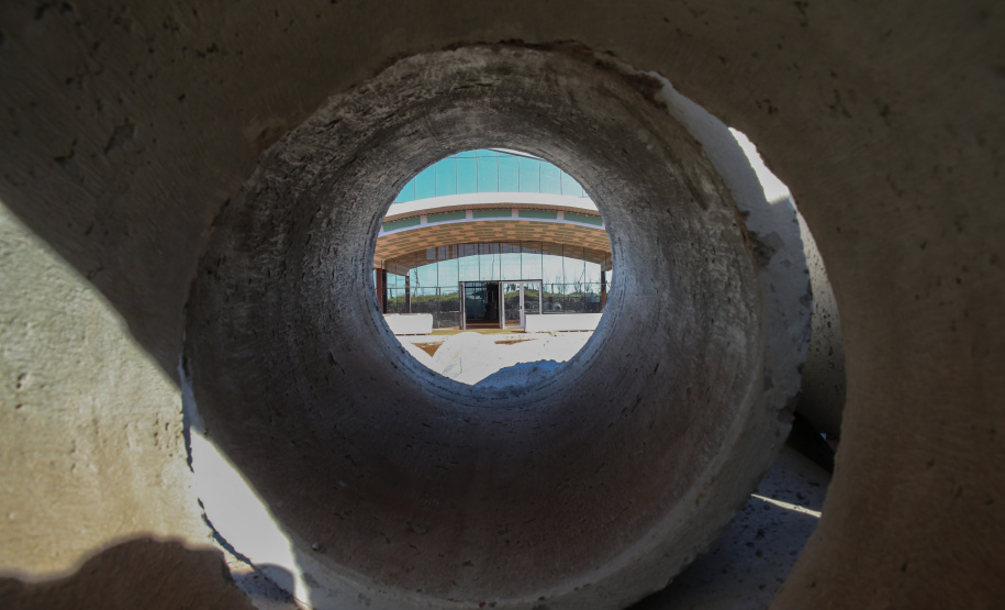Hospital Crianca Maringa Obras do Hospital da Criança de Maringá, serao 160 leitos, sendo 20 de UTI, a área construída é de aproximadamente 23 mil metros quadrados e está no espaço do antigo aeroporto da cidade, doado pela União ao município. O local tem cerca de 90 mil metros quadrados. - 04/08/2020 - Foto: Geraldo Bubniak/AEN