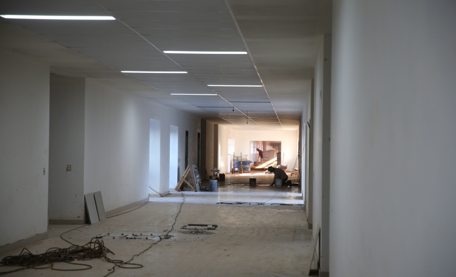 Hospital Crianca Maringa Obras do Hospital da Criança de Maringá, serao 160 leitos, sendo 20 de UTI, a área construída é de aproximadamente 23 mil metros quadrados e está no espaço do antigo aeroporto da cidade, doado pela União ao município. O local tem cerca de 90 mil metros quadrados. - 04/08/2020 - Foto: Geraldo Bubniak/AEN