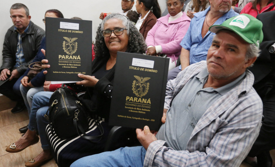 Em seis meses, regularização fundiária alcança 1.600 famílias no Paraná. Foto:SEDEST