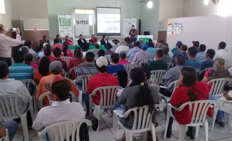 Em seis meses, regularização fundiária alcança 1.600 famílias no Paraná. FOTO:SEDEST