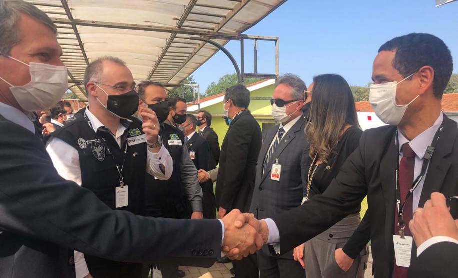 O secretário estadual da Segurança Pública, Romulo Marinho Soares, participou nesta segunda-feira (24), no Parque Tecnológico de Itaipu, em Foz do Iguaçu, junto com o ministro da Justiça e Segurança Pública, André Mendonça, da divulgação do balanço da 22ª fase da Operação Nova Aliança. Foto:SESP