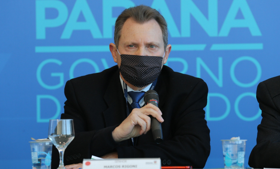 O governador Carlos Massa Ratinho Junior participa nesta quarta-feira (26), no Palácio Iguaçu, do evento que celebra um ano do programa Descomplica, iniciativa de caráter permanente do Governo do Estado para simplificar a vida dos empreendedores