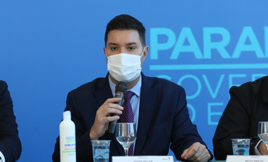 O governador Carlos Massa Ratinho Junior participa nesta quarta-feira (26), no Palácio Iguaçu, do evento que celebra um ano do programa Descomplica, iniciativa de caráter permanente do Governo do Estado para simplificar a vida dos empreendedores