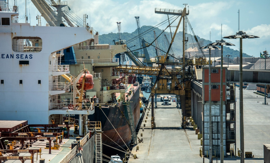 Portos do Paraná firma primeiro aditivo para exploração de área. Foto:Portos do Paraná