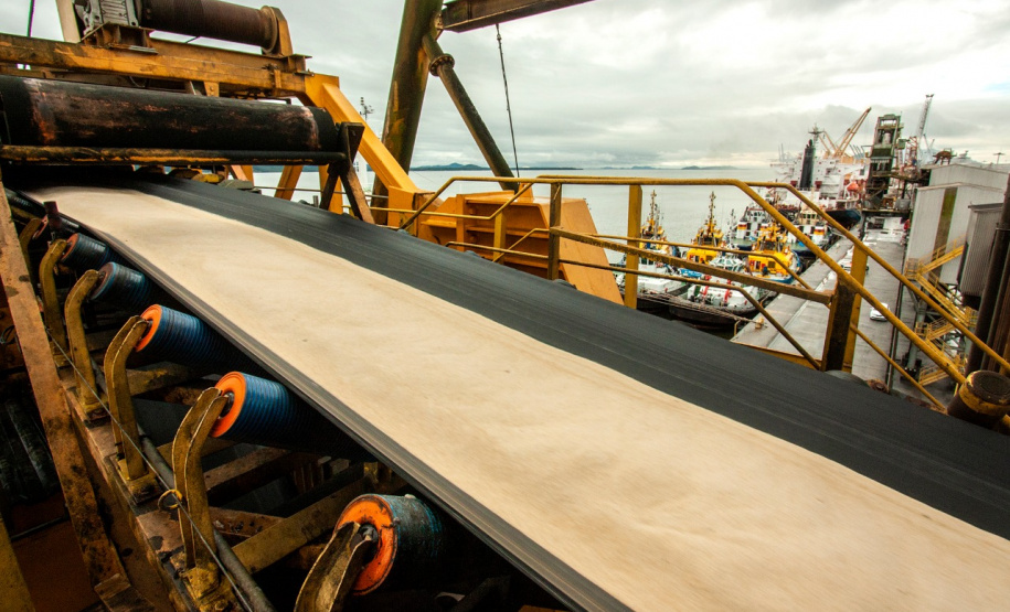 Portos do Paraná firma primeiro aditivo para exploração de área. Foto:Portos do Paraná