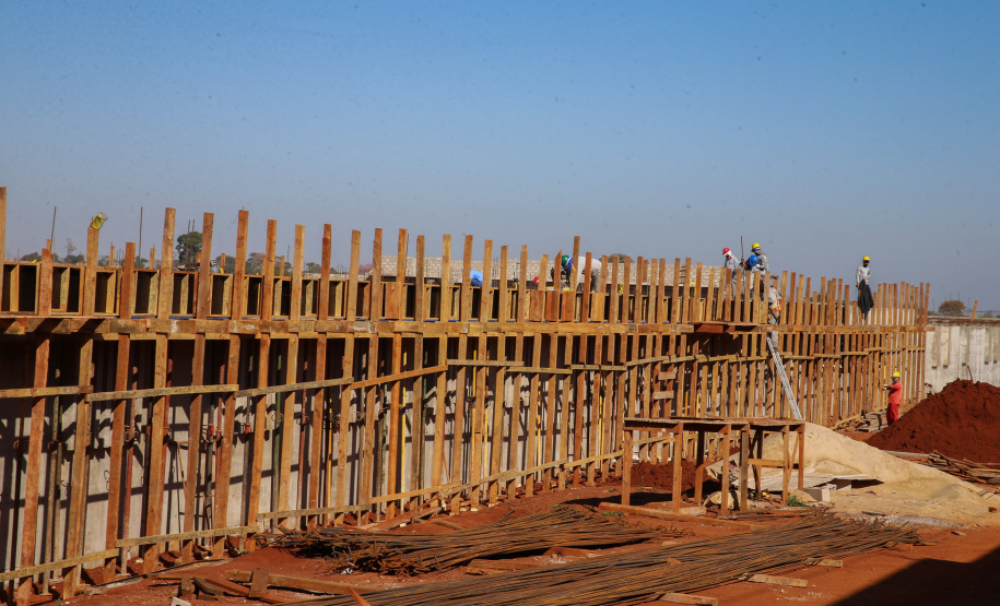 Cadeia Publica Guaira Obras de Construçao da Cadeia Publica de Guaira no loteamento Jardim Floresta com investimento de 16 milhoes. Exemplo da nova realidade do sistema carcerário que está sendo construída no Paraná. Acabar com o problema da superlotação em carceragens de delegacias e realocar os detentos em um espaço estruturado é uma das principais metas do Governo do Estado. 06/08/2020 - Foto: Geraldo Bubniak/AEN