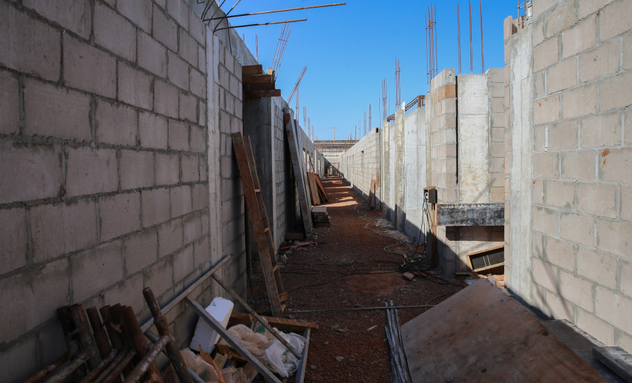 Cadeia Publica Guaira Obras de Construçao da Cadeia Publica de Guaira no loteamento Jardim Floresta com investimento de 16 milhoes. Exemplo da nova realidade do sistema carcerário que está sendo construída no Paraná. Acabar com o problema da superlotação em carceragens de delegacias e realocar os detentos em um espaço estruturado é uma das principais metas do Governo do Estado. 06/08/2020 - Foto: Geraldo Bubniak/AEN