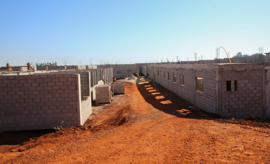 Cadeia Publica Guaira Obras de Construçao da Cadeia Publica de Guaira no loteamento Jardim Floresta com investimento de 16 milhoes. Exemplo da nova realidade do sistema carcerário que está sendo construída no Paraná. Acabar com o problema da superlotação em carceragens de delegacias e realocar os detentos em um espaço estruturado é uma das principais metas do Governo do Estado. 06/08/2020 - Foto: Geraldo Bubniak/AEN