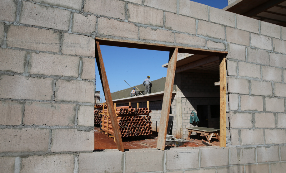 Cadeia Publica Guaira Obras de Construçao da Cadeia Publica de Guaira no loteamento Jardim Floresta com investimento de 16 milhoes. Exemplo da nova realidade do sistema carcerário que está sendo construída no Paraná. Acabar com o problema da superlotação em carceragens de delegacias e realocar os detentos em um espaço estruturado é uma das principais metas do Governo do Estado. 06/08/2020 - Foto: Geraldo Bubniak/AEN