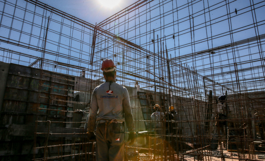 Cadeia Publica Guaira Obras de Construçao da Cadeia Publica de Guaira no loteamento Jardim Floresta com investimento de 16 milhoes. Exemplo da nova realidade do sistema carcerário que está sendo construída no Paraná. Acabar com o problema da superlotação em carceragens de delegacias e realocar os detentos em um espaço estruturado é uma das principais metas do Governo do Estado. 06/08/2020 - Foto: Geraldo Bubniak/AEN