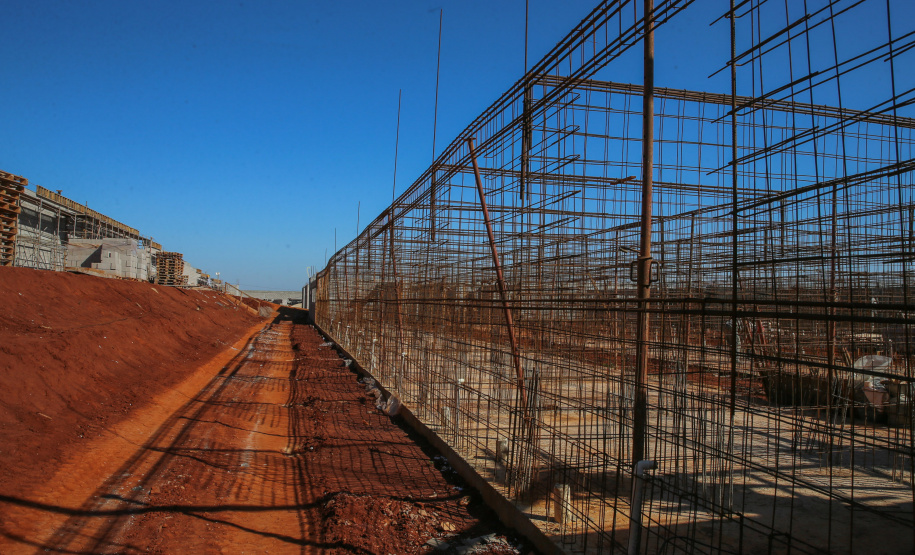Cadeia Publica Guaira Obras de Construçao da Cadeia Publica de Guaira no loteamento Jardim Floresta com investimento de 16 milhoes. Exemplo da nova realidade do sistema carcerário que está sendo construída no Paraná. Acabar com o problema da superlotação em carceragens de delegacias e realocar os detentos em um espaço estruturado é uma das principais metas do Governo do Estado. 06/08/2020 - Foto: Geraldo Bubniak/AEN