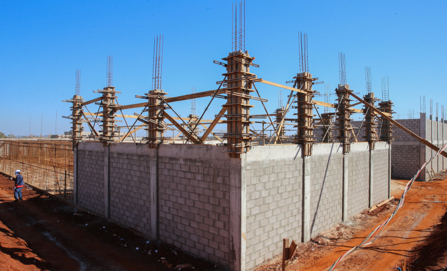 Cadeia Publica Guaira Obras de Construçao da Cadeia Publica de Guaira no loteamento Jardim Floresta com investimento de 16 milhoes. Exemplo da nova realidade do sistema carcerário que está sendo construída no Paraná. Acabar com o problema da superlotação em carceragens de delegacias e realocar os detentos em um espaço estruturado é uma das principais metas do Governo do Estado. 06/08/2020 - Foto: Geraldo Bubniak/AEN