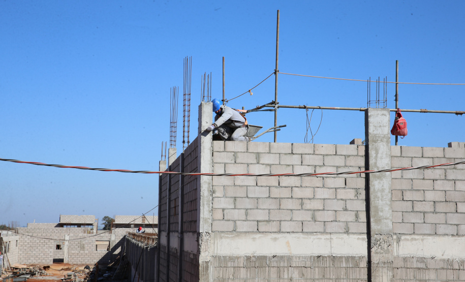 Cadeia Publica Guaira Obras de Construçao da Cadeia Publica de Guaira no loteamento Jardim Floresta com investimento de 16 milhoes. Exemplo da nova realidade do sistema carcerário que está sendo construída no Paraná. Acabar com o problema da superlotação em carceragens de delegacias e realocar os detentos em um espaço estruturado é uma das principais metas do Governo do Estado. 06/08/2020 - Foto: Geraldo Bubniak/AEN