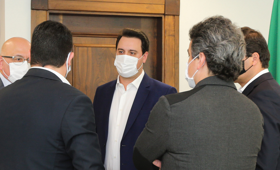 O Governador Carlos Massa Ratinho Junior apresenta, nesta segunda-feira (31), por  videoconferência  para a bancada de deputados federais do Estado, o projeto de implantação do Corredor Oeste de Exportação