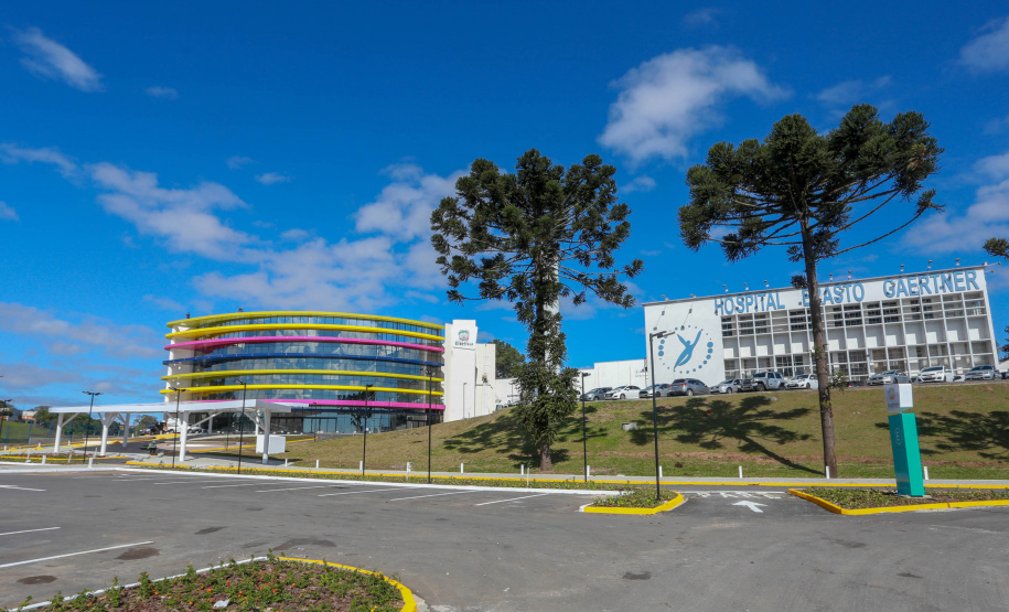 O governador Carlos Massa Ratinho Junior participou nesta terça-feira (01), em Curitiba, da inauguração do Erastinho, o primeiro hospital oncopediátrico do Sul do País.