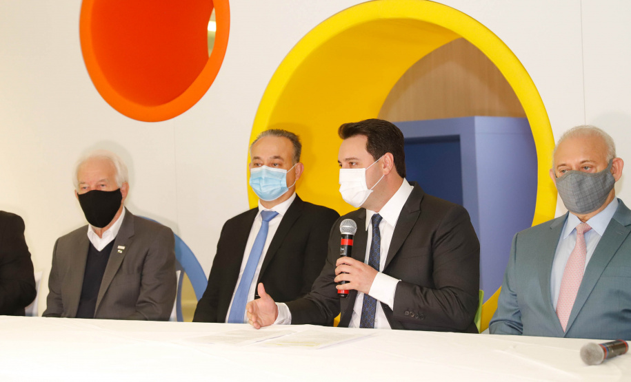 O governador Carlos Massa Ratinho Junior participou nesta terça-feira (01), em Curitiba, da inauguração do Erastinho, o primeiro hospital oncopediátrico do Sul do País.