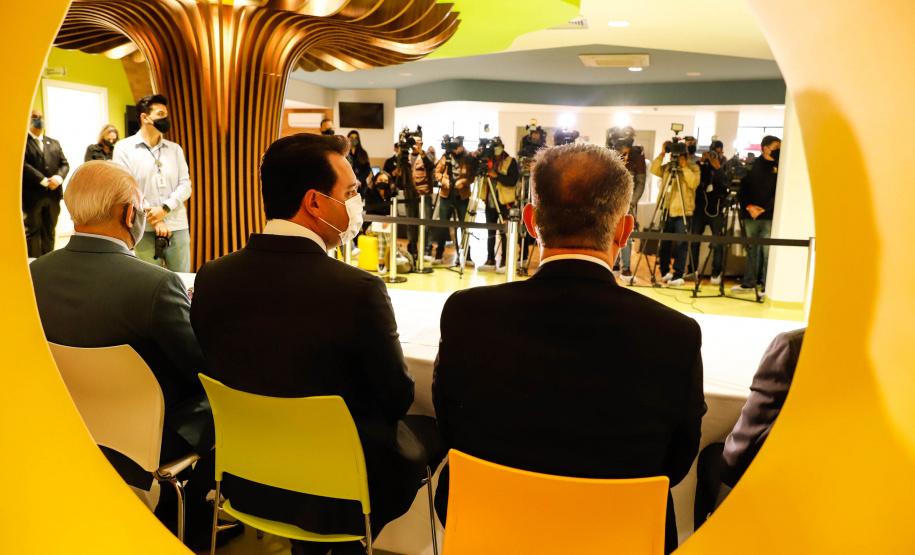 O governador Carlos Massa Ratinho Junior participou nesta terça-feira (01), em Curitiba, da inauguração do Erastinho, o primeiro hospital oncopediátrico do Sul do País.