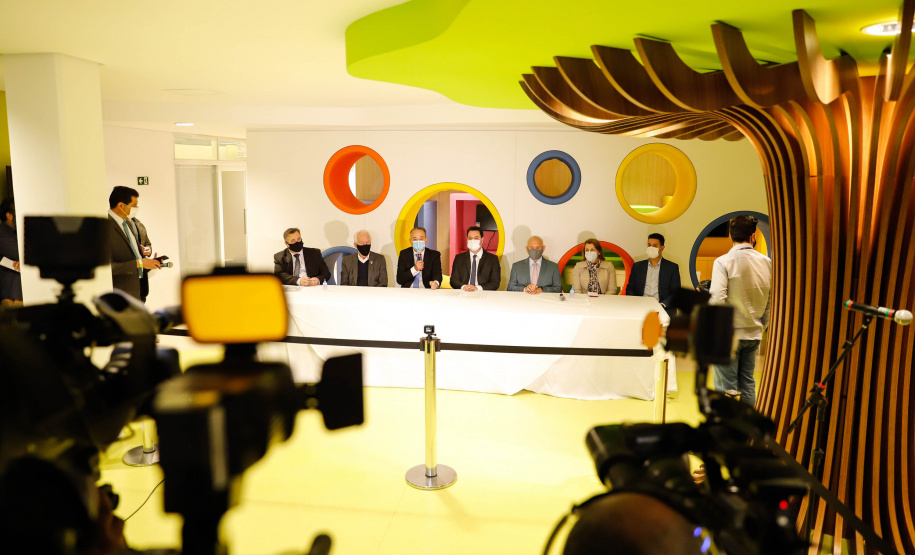 O governador Carlos Massa Ratinho Junior participou nesta terça-feira (01), em Curitiba, da inauguração do Erastinho, o primeiro hospital oncopediátrico do Sul do País.