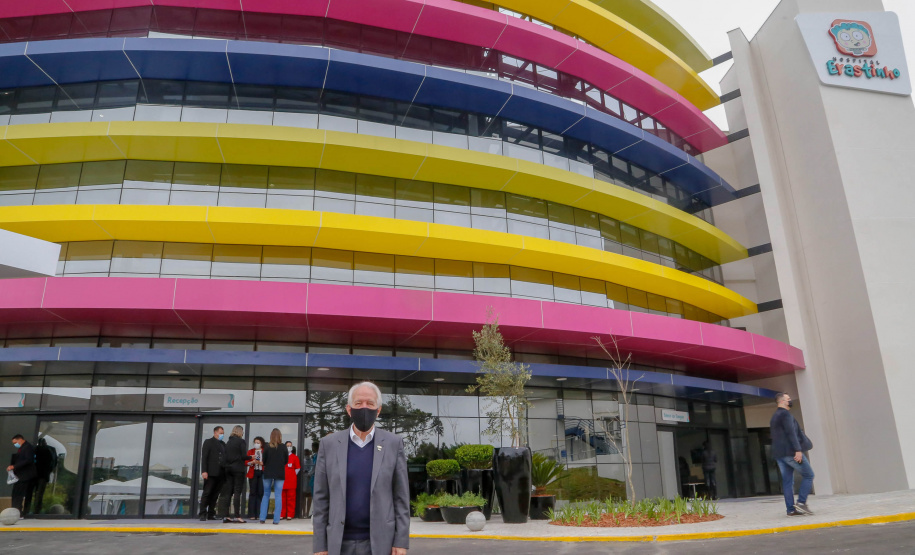 O governador Carlos Massa Ratinho Junior participou nesta terça-feira (01), em Curitiba, da inauguração do Erastinho, o primeiro hospital oncopediátrico do Sul do País.