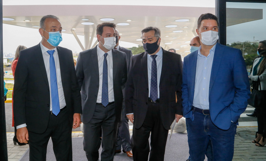 O governador Carlos Massa Ratinho Junior participou nesta terça-feira (01), em Curitiba, da inauguração do Erastinho, o primeiro hospital oncopediátrico do Sul do País.