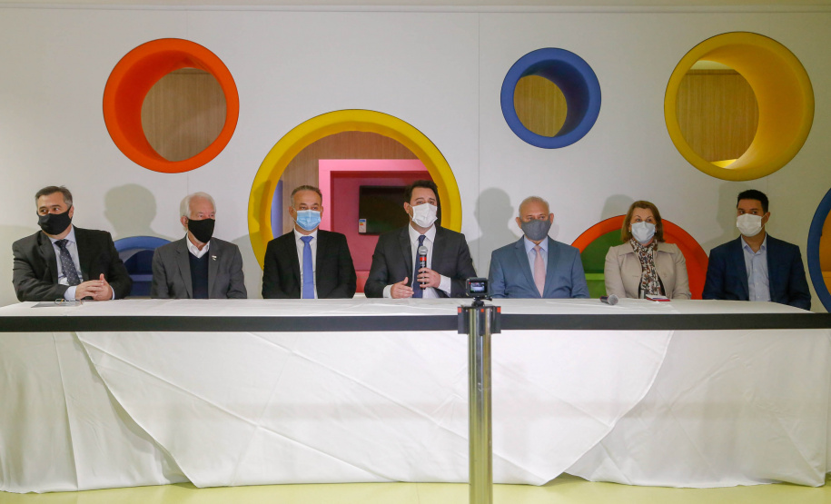 O governador Carlos Massa Ratinho Junior participou nesta terça-feira (01), em Curitiba, da inauguração do Erastinho, o primeiro hospital oncopediátrico do Sul do País.