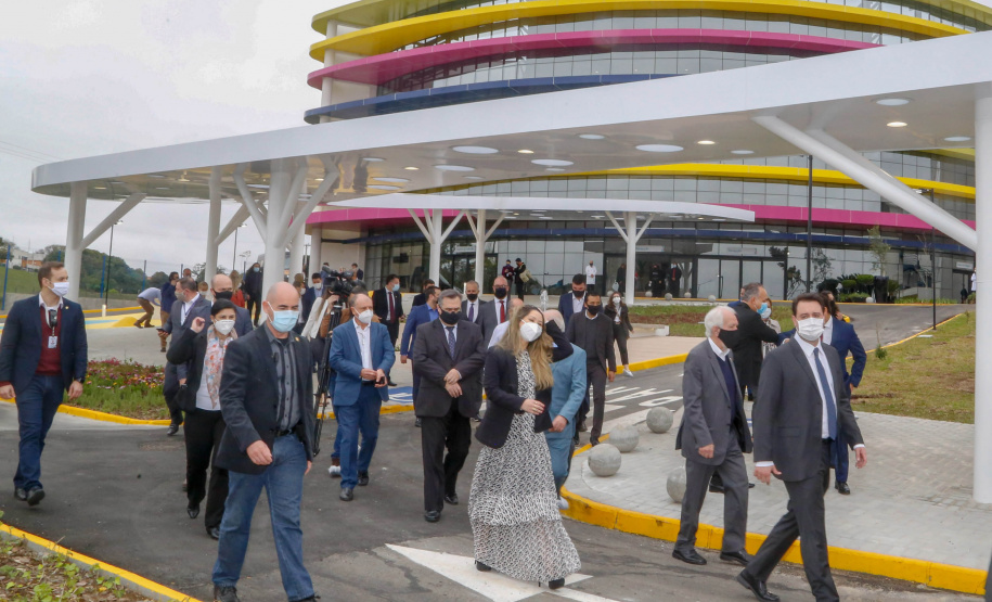 O governador Carlos Massa Ratinho Junior participou nesta terça-feira (01), em Curitiba, da inauguração do Erastinho, o primeiro hospital oncopediátrico do Sul do País.