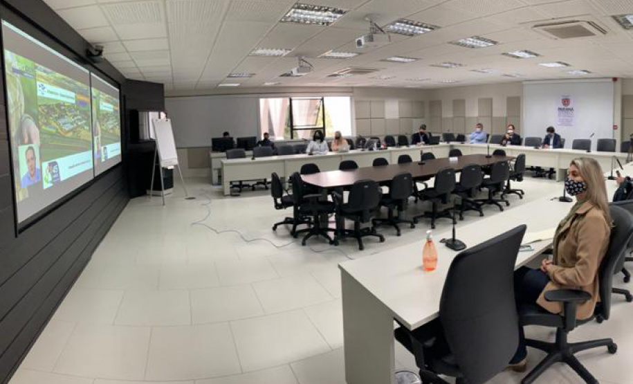 Paraná vai avançar no agronegócio com laboratório de inovação