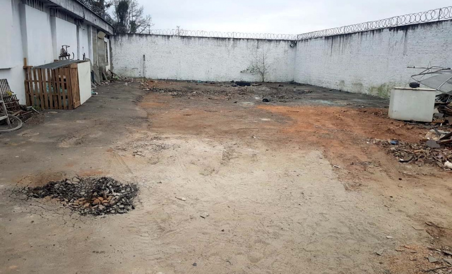 139 veículos são retirados do pátio da Delegacia de Campo Largo
. Foto:SESP