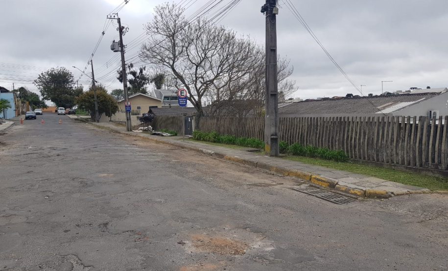 139 veículos são retirados do pátio da Delegacia de Campo Largo
. Foto:SESP