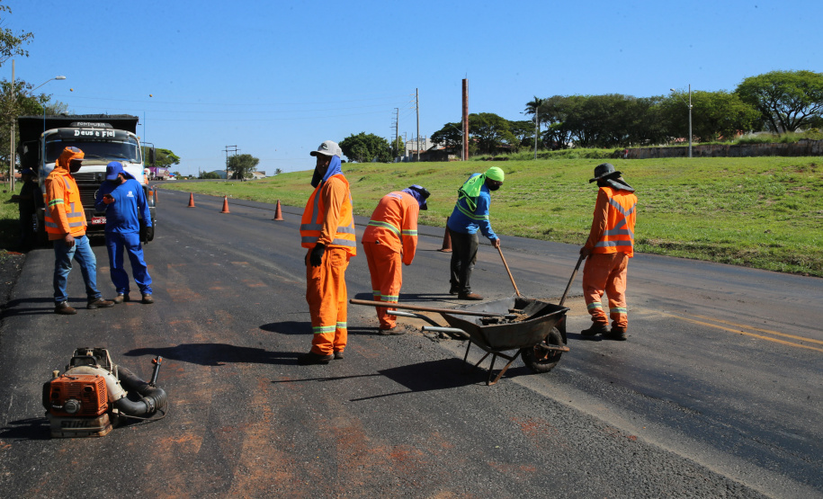 Contorno Maringa Obras do Contorno Sul de Maringa sao 11,8 km de extensão entre as PR-317 e a BR-376. Recuperacao emergencial do pavimento. - 04/08/2020 - Foto: Geraldo Bubniak/AEN