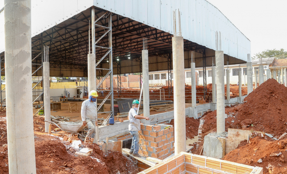 Colégio mais antigo de Santa Terezinha de Itaipu ganha nova estrutura